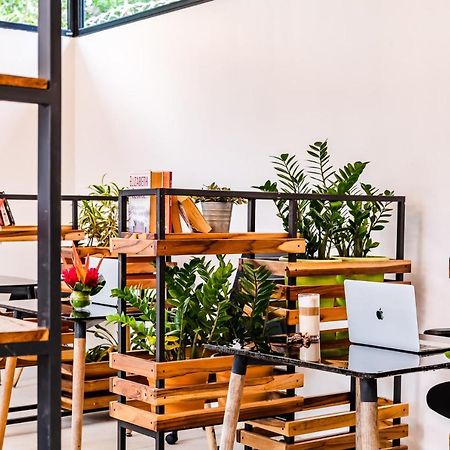 In The Shade Hotel - Coworking - 300Mbit - Adults Only タマリンド エクステリア 写真